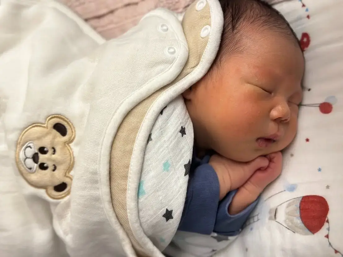 香港个案喜获健康宝宝：睪丸取精搭配新鲜精子受精的挑战