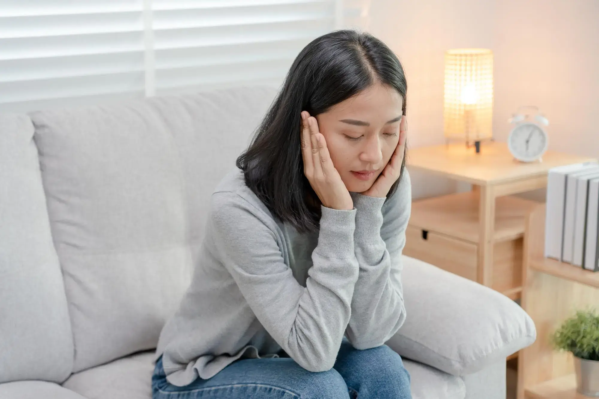 自體免疫疾病女性在備孕過程中感到困擾與焦慮的示意圖